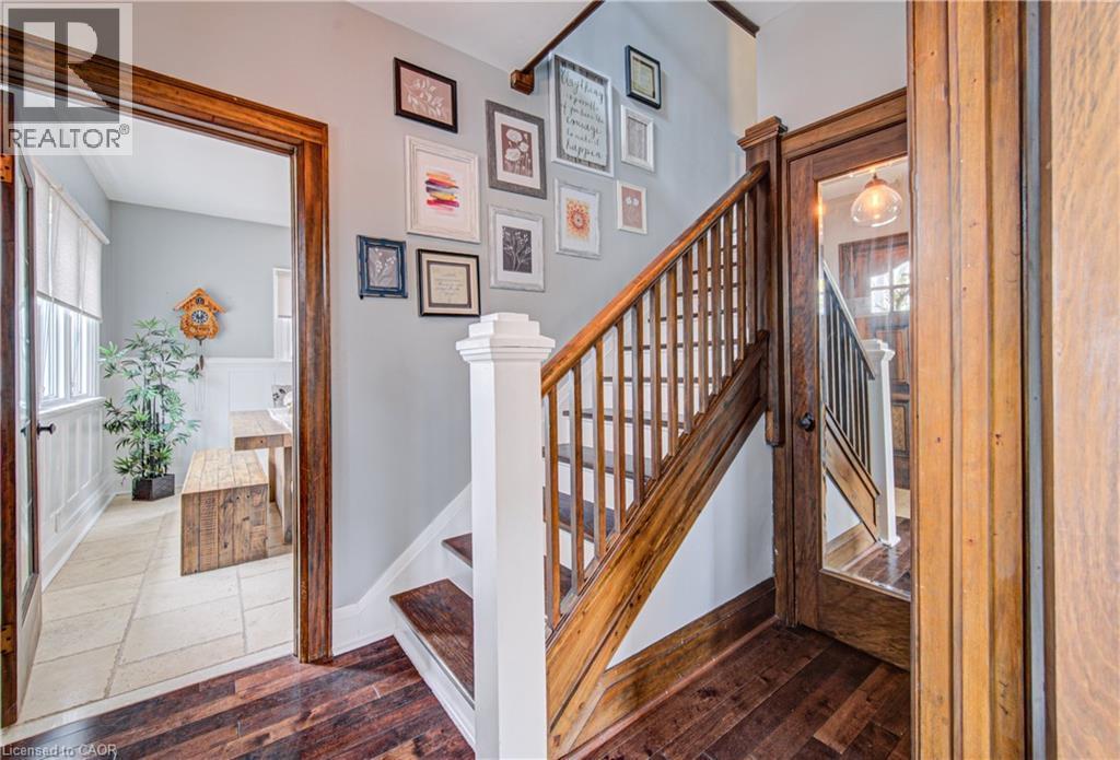 53 Lincoln Avenue, Cambridge, ON - Indoor Photo Showing Other Room