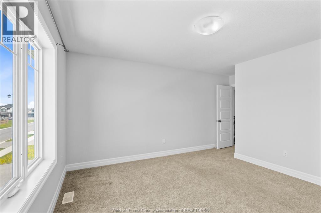 39 Muirfield Drive, St. Thomas, ON - Indoor Photo Showing Other Room