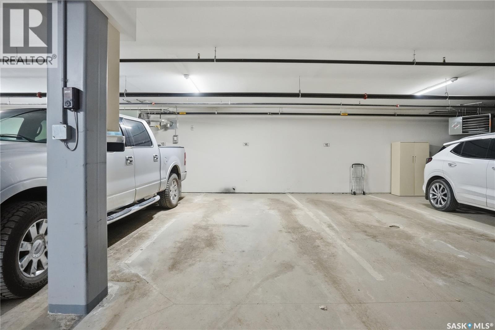104 4891 Trinity Lane, Regina, SK - Indoor Photo Showing Garage