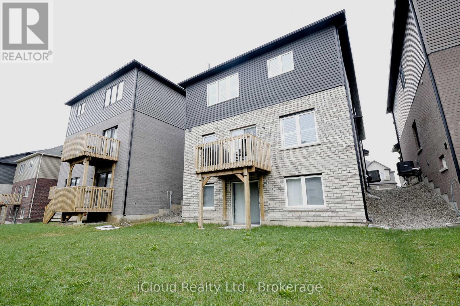 8 Whitton Drive, Brant, ON - Outdoor With Exterior