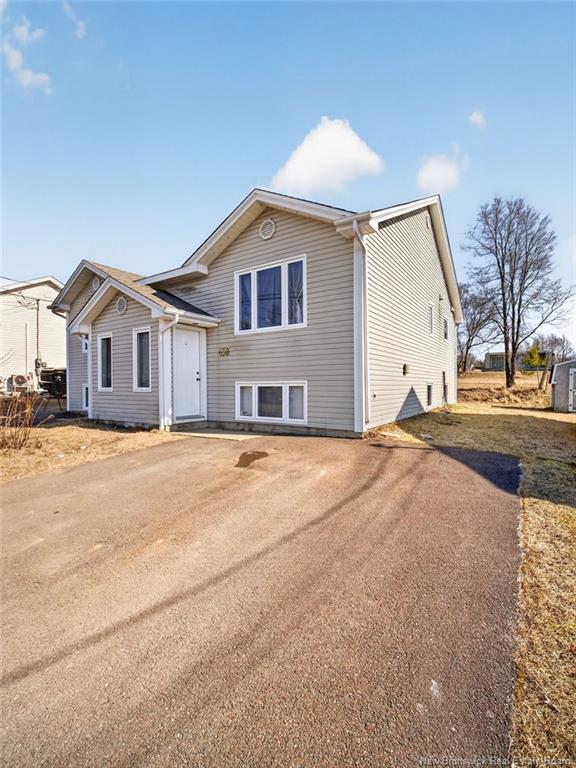 436-438 Louis St, Dieppe, NB