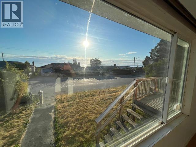 3952 Joyce Ave, Powell River, BC - Outdoor With View