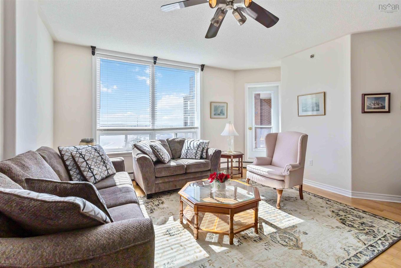 401 10 Regency Park Drive, Halifax, NS