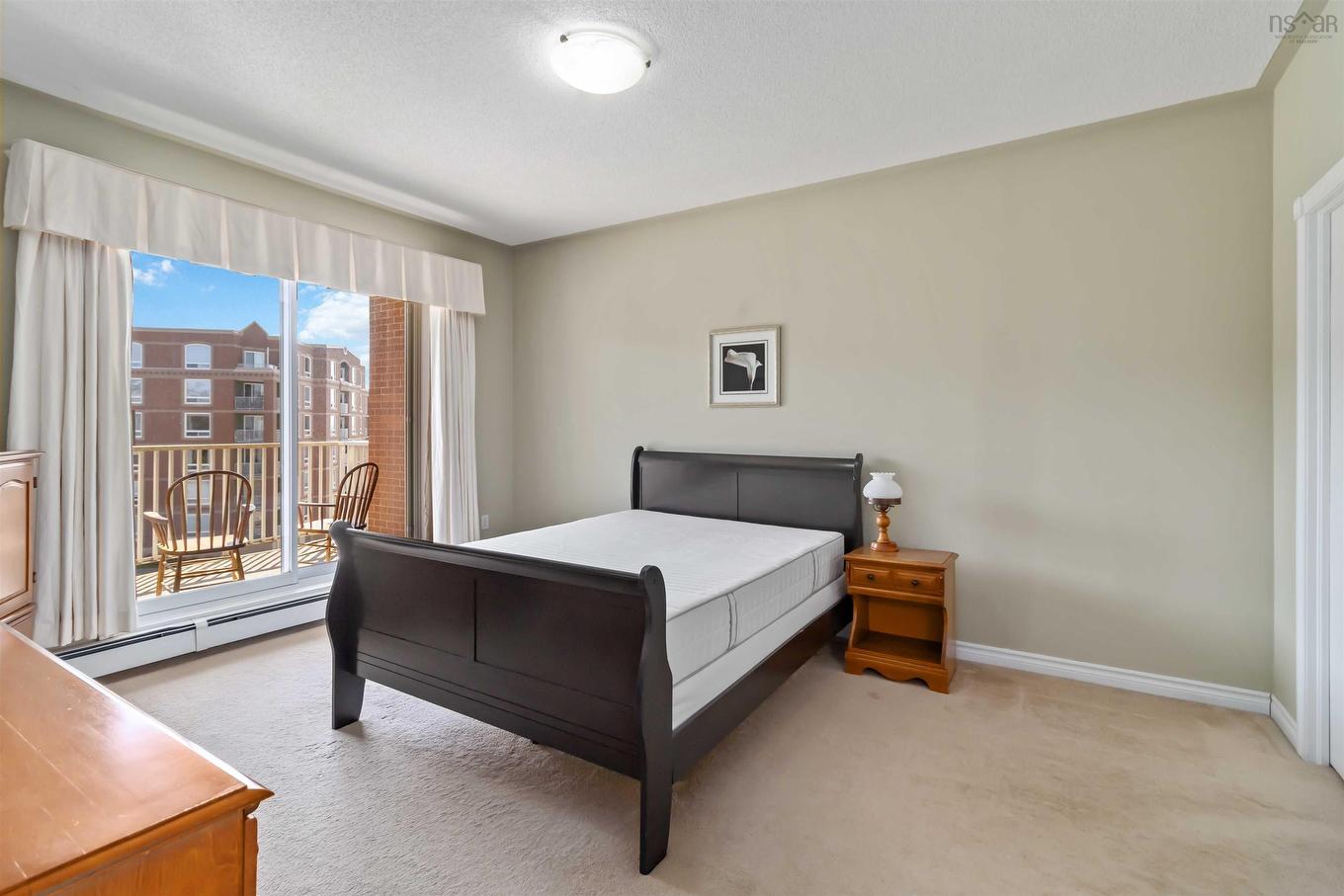 401 10 Regency Park Drive, Halifax, NS