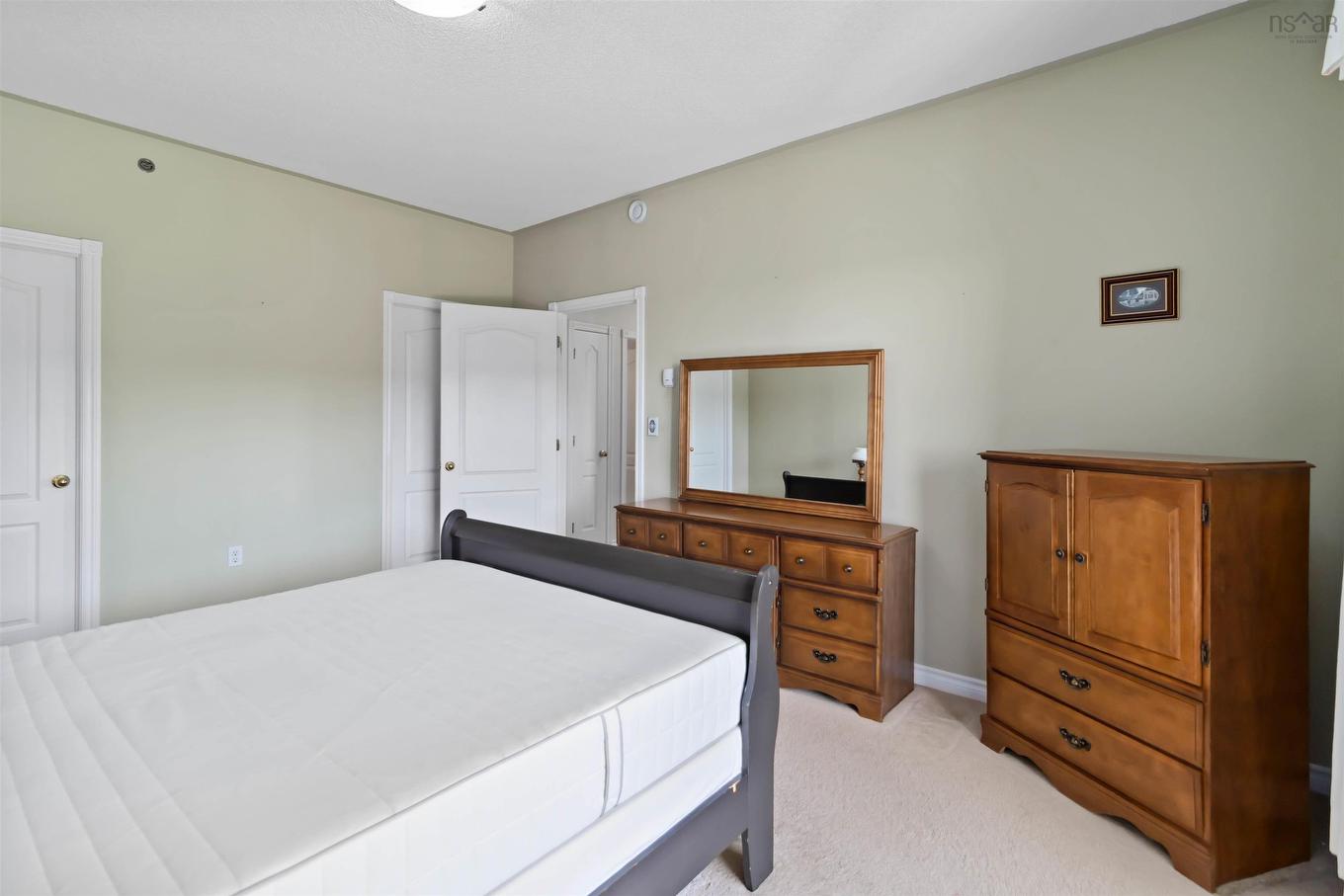 401 10 Regency Park Drive, Halifax, NS