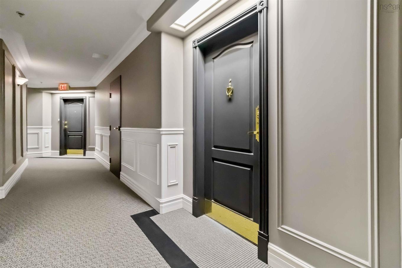 401 10 Regency Park Drive, Halifax, NS