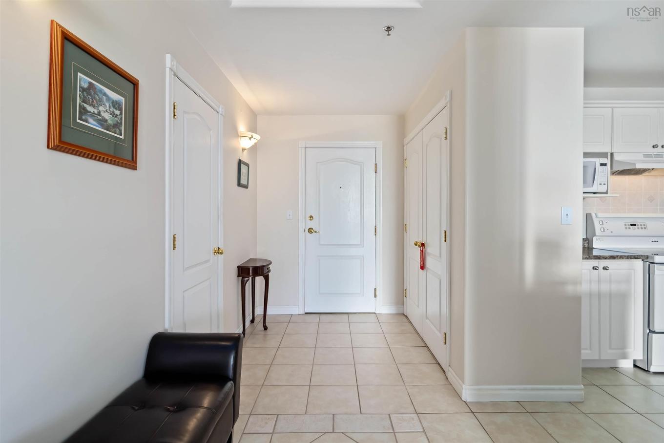 401 10 Regency Park Drive, Halifax, NS