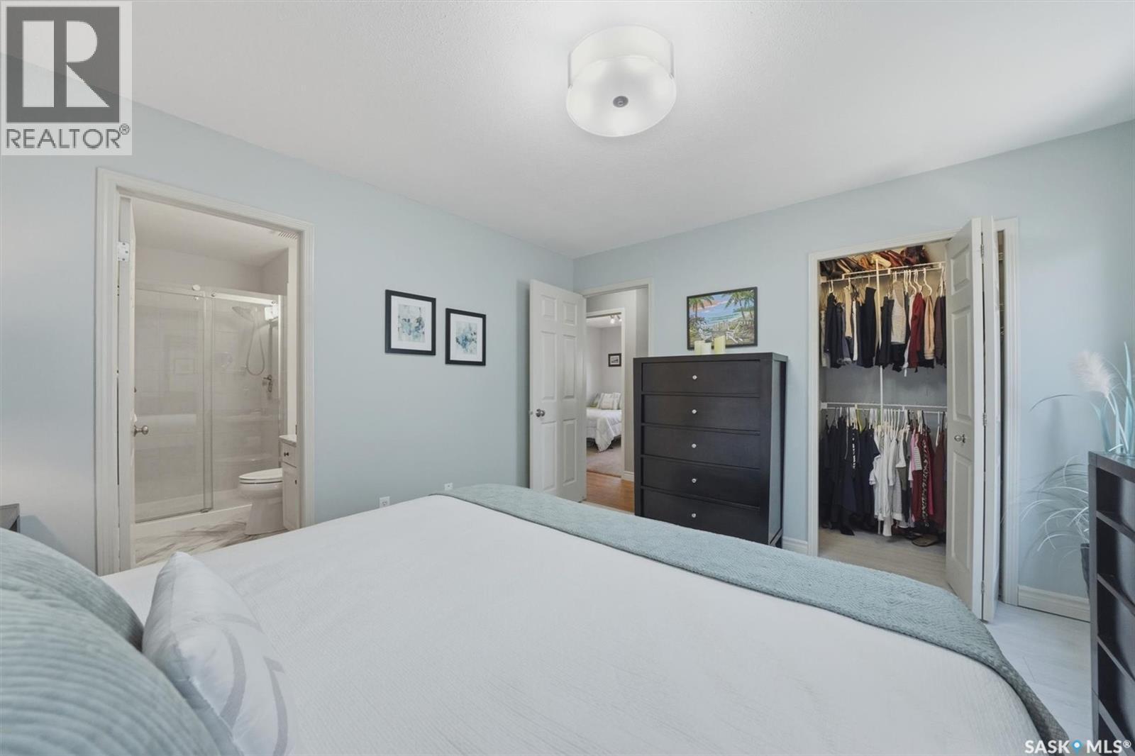 227 Brightwater Way, Saskatoon, SK - Indoor Photo Showing Bedroom