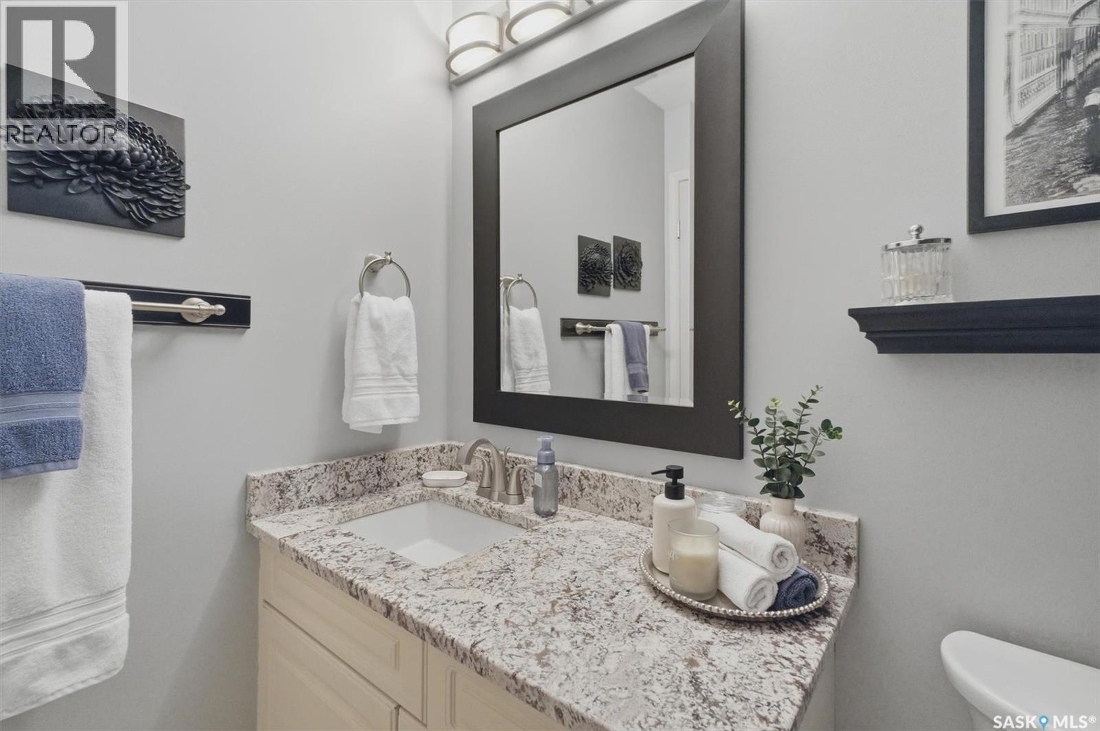 227 Brightwater Way, Saskatoon, SK - Indoor Photo Showing Bathroom