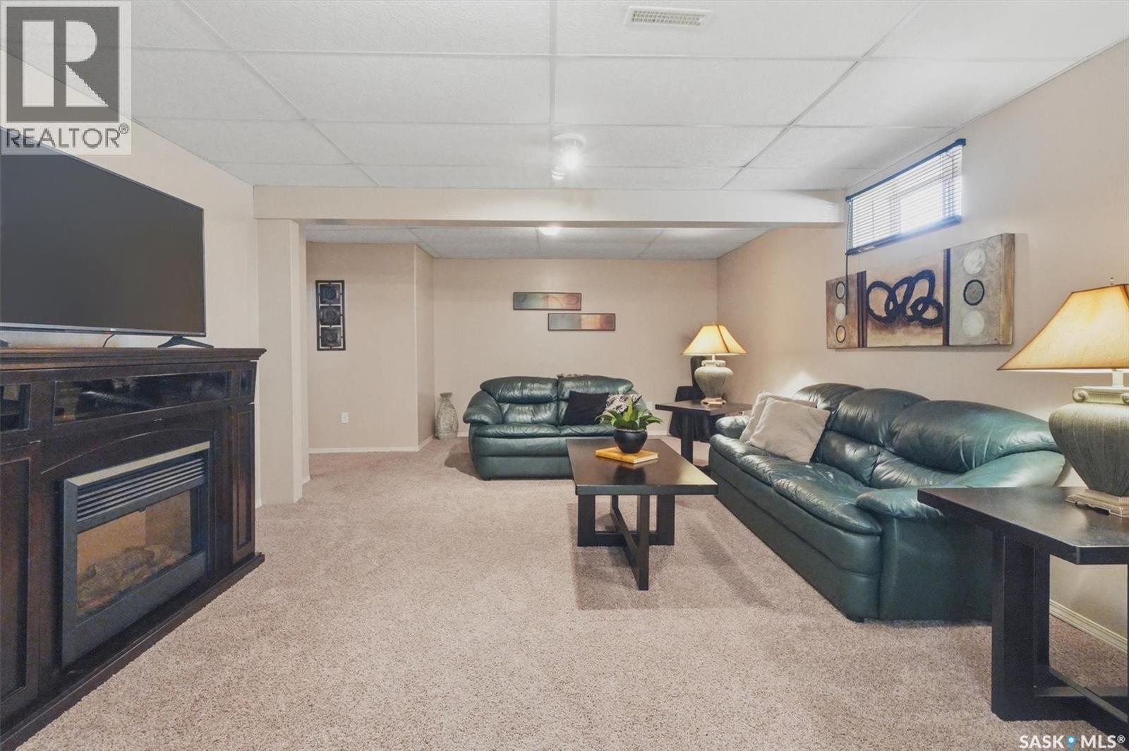 227 Brightwater Way, Saskatoon, SK - Indoor With Fireplace