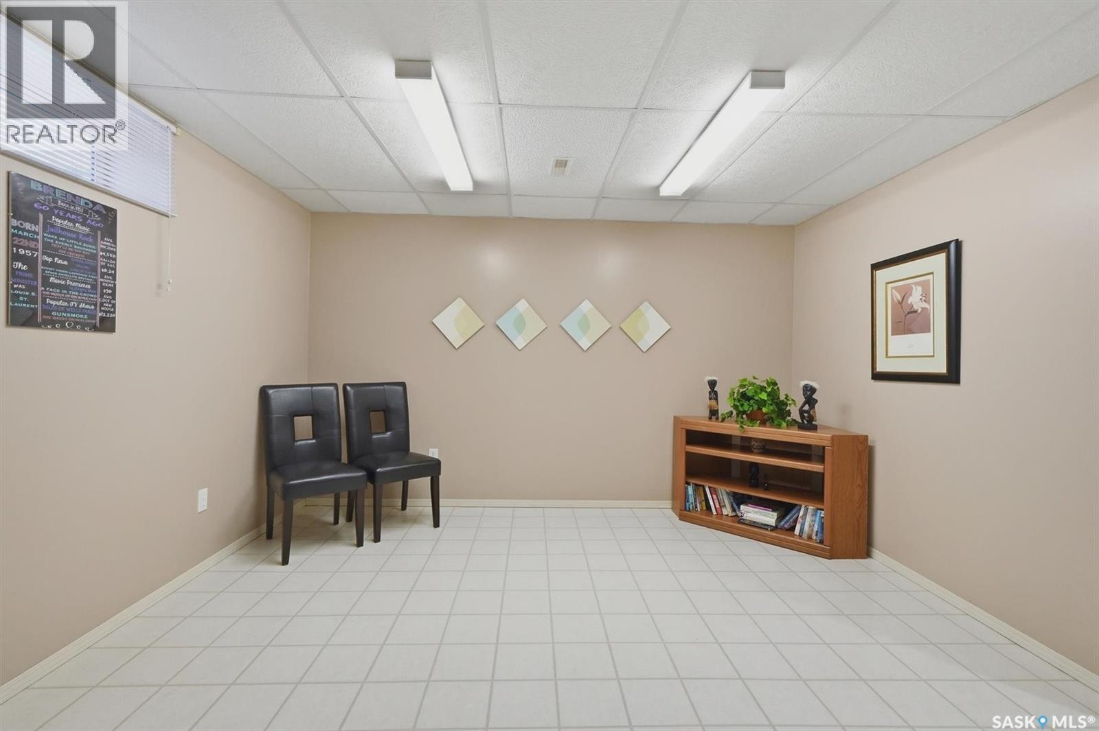227 Brightwater Way, Saskatoon, SK - Indoor Photo Showing Other Room