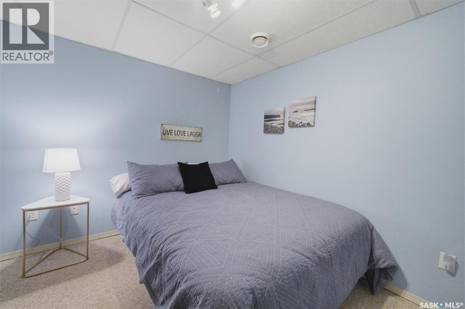 227 Brightwater Way, Saskatoon, SK - Indoor Photo Showing Bedroom