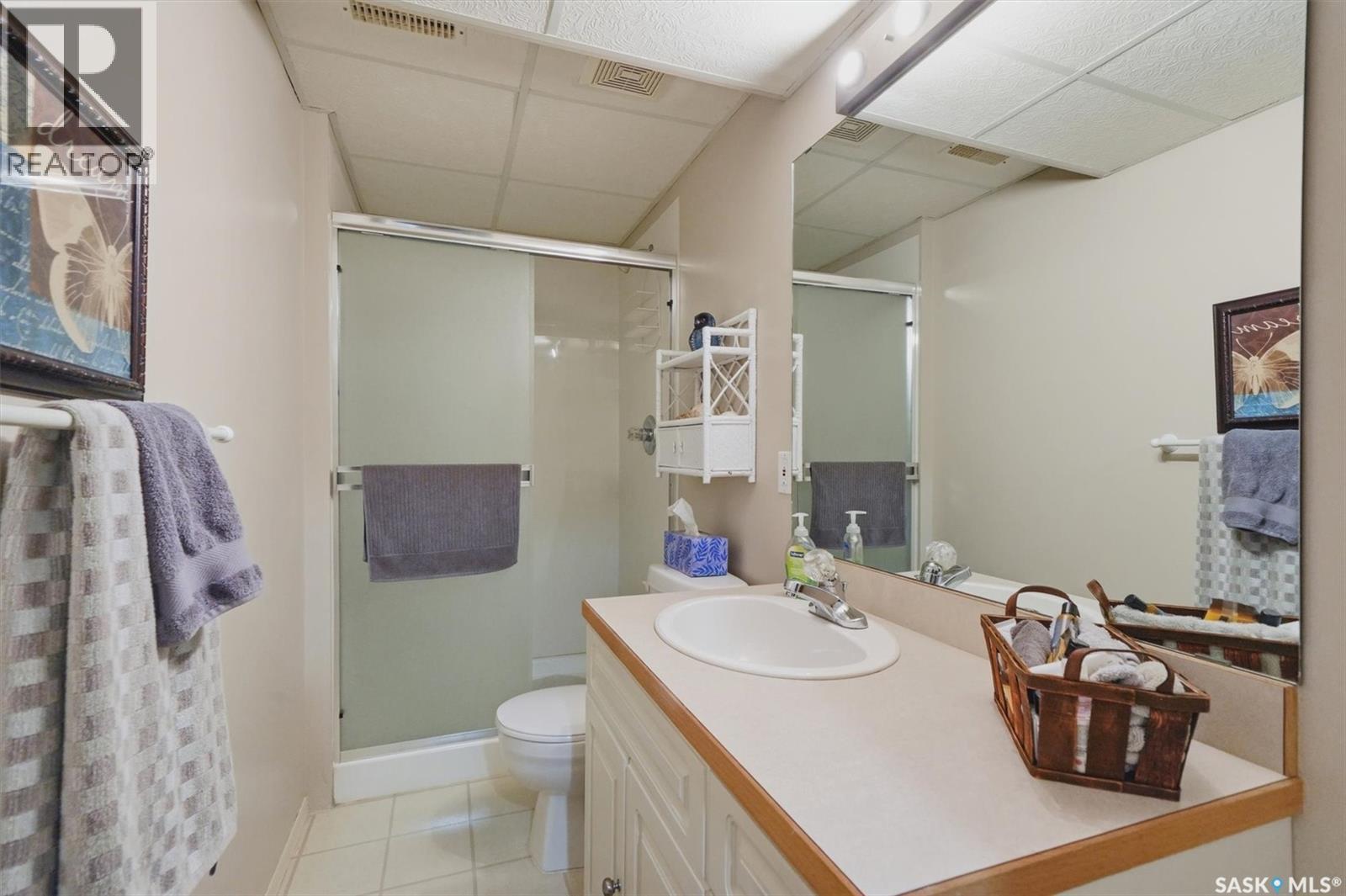 227 Brightwater Way, Saskatoon, SK - Indoor Photo Showing Bathroom