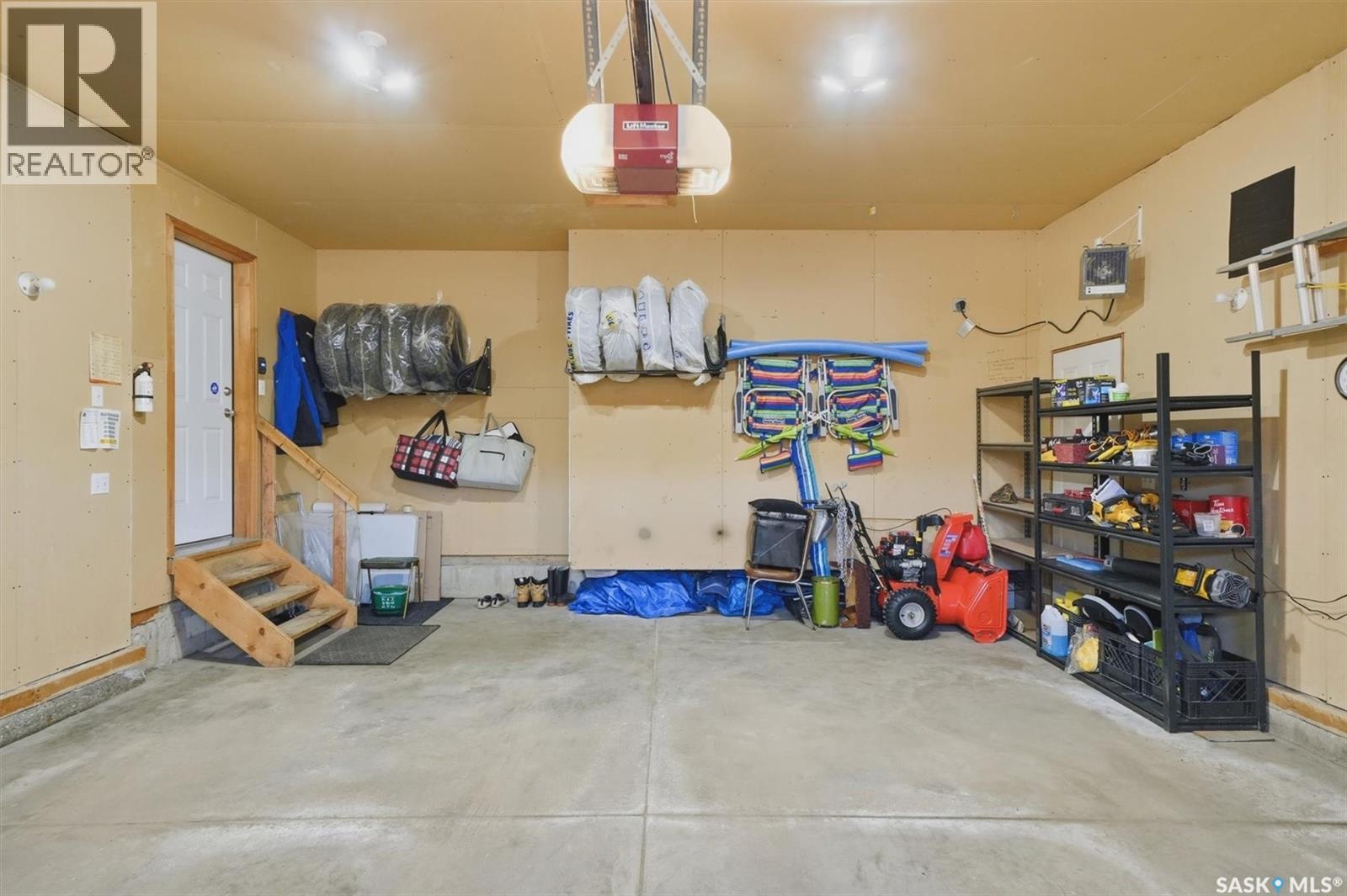 227 Brightwater Way, Saskatoon, SK - Indoor Photo Showing Garage