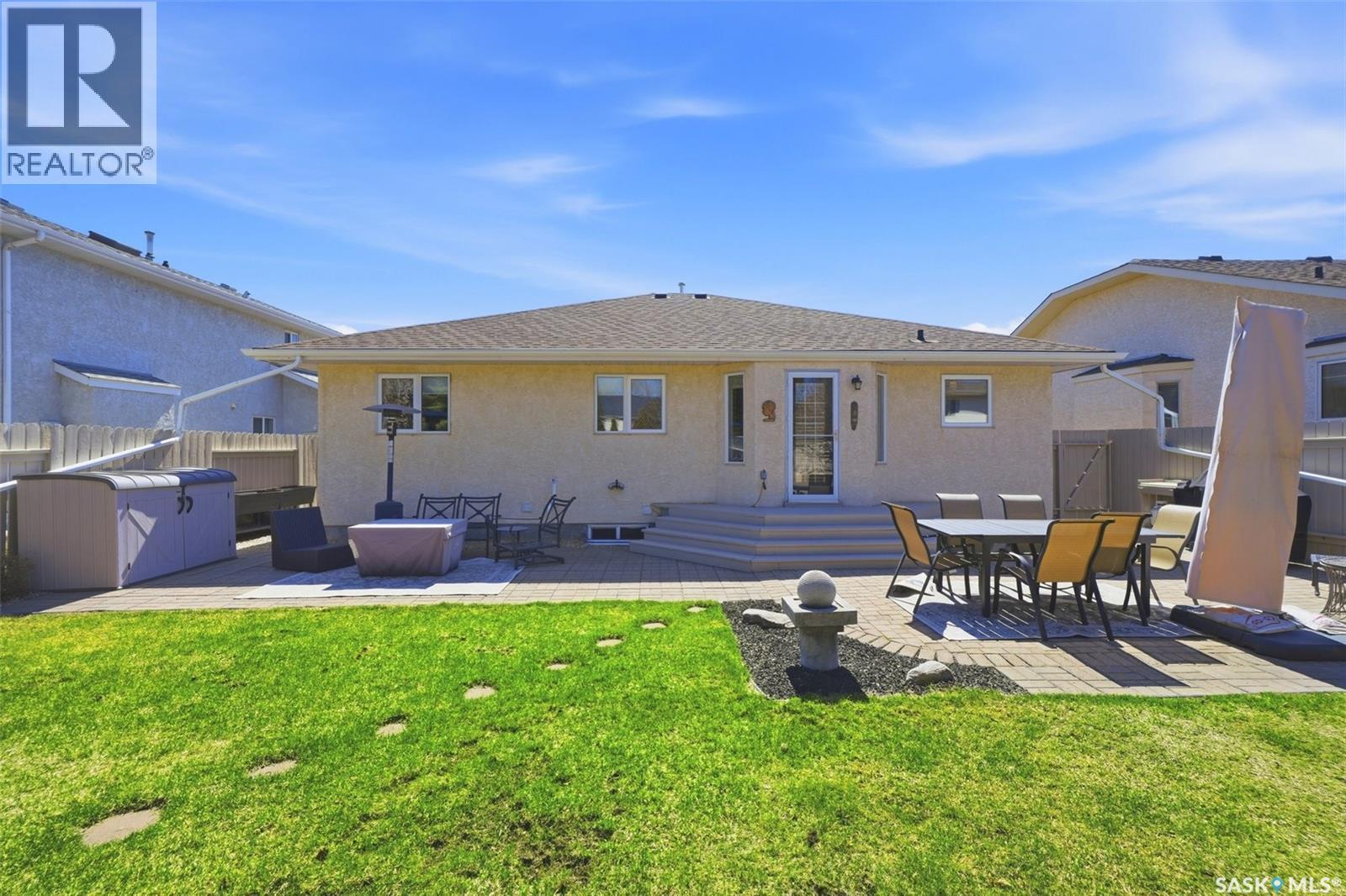 227 Brightwater Way, Saskatoon, SK - Outdoor