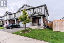 17 SEVERINO CIRCLE West Lincoln, ON L0R 2A0