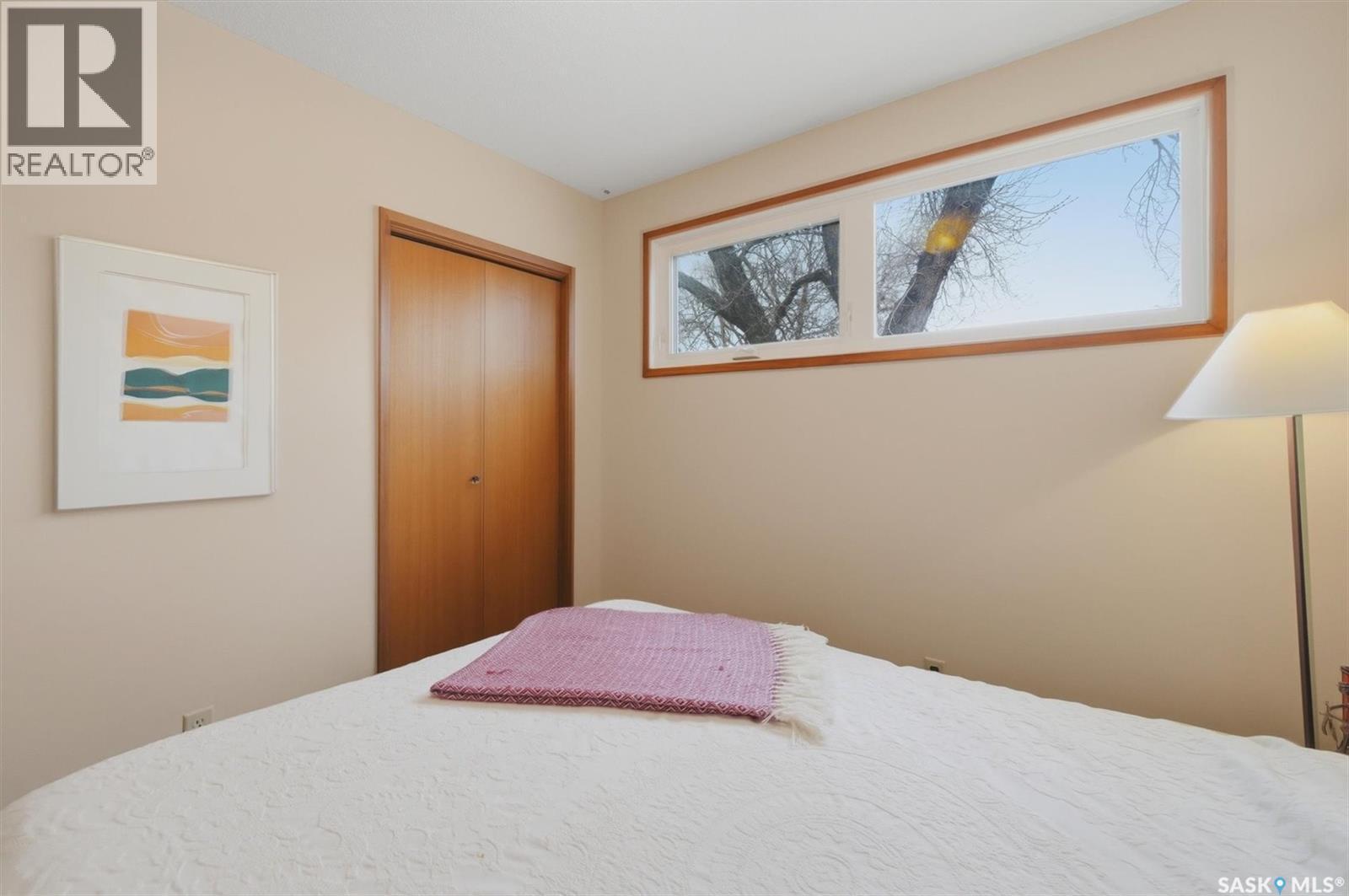 2501 Arlington Avenue, Saskatoon, SK - Indoor Photo Showing Bedroom