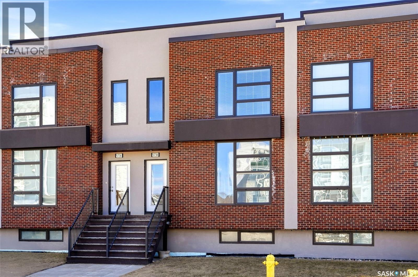 5734 Glide Crescent, Regina, SK - Outdoor With Facade