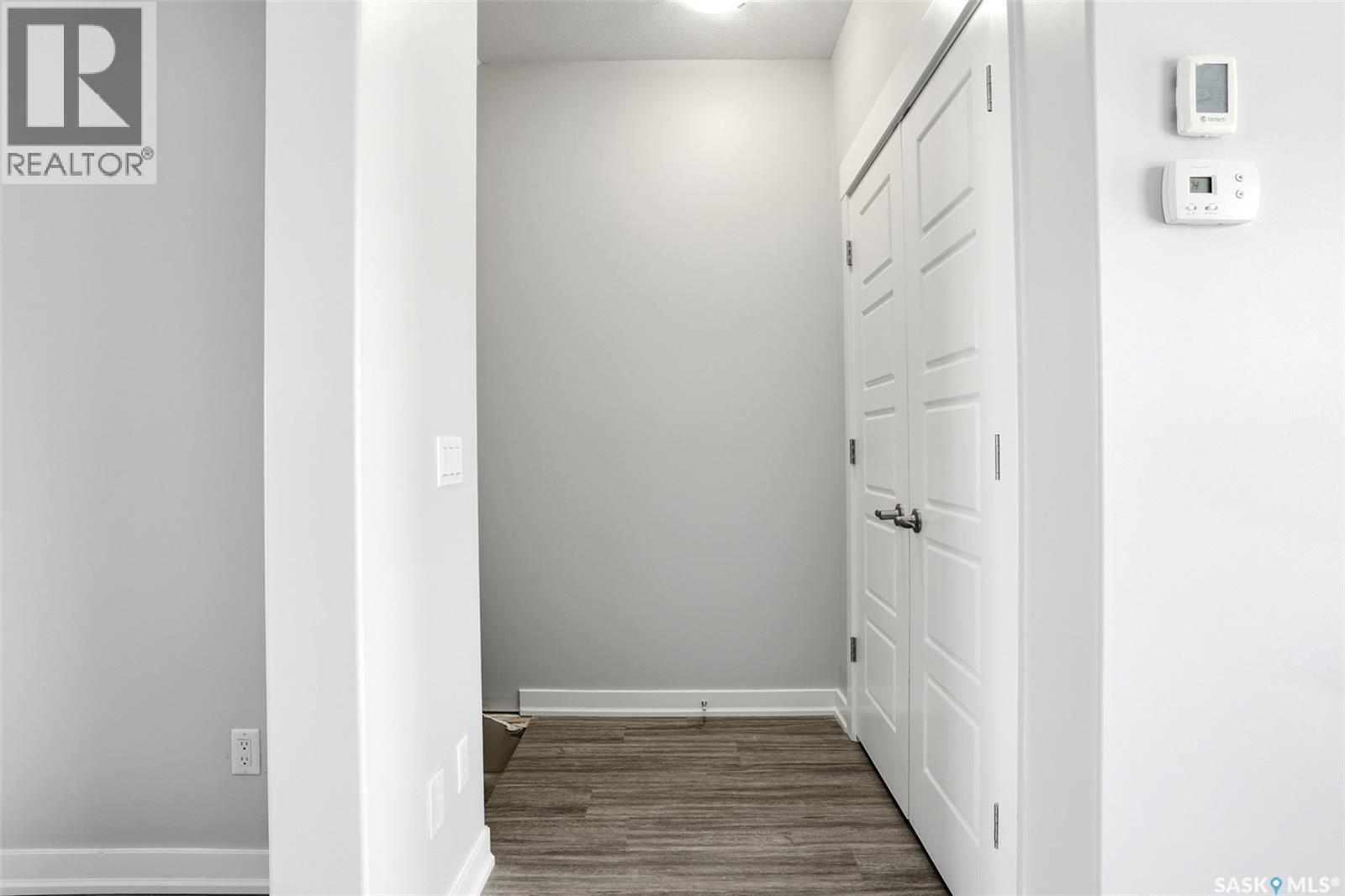 5734 Glide Crescent, Regina, SK - Indoor Photo Showing Other Room