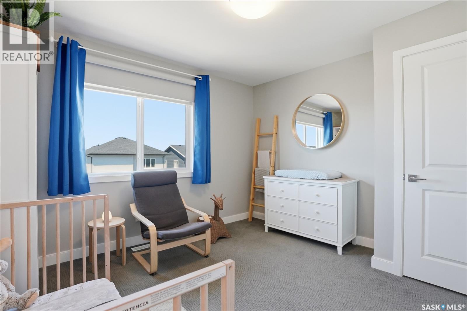 331 Underhill Bend, Saskatoon, SK - Indoor Photo Showing Bedroom