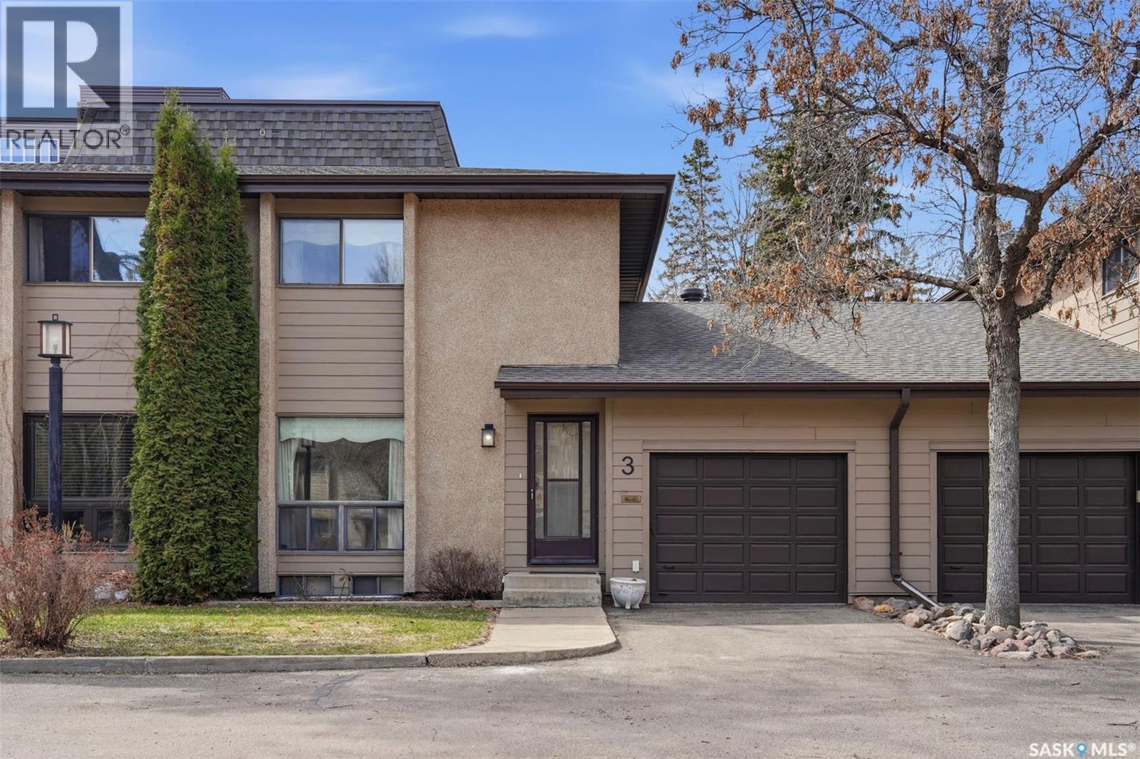 3 425 Pinehouse Drive, Saskatoon, SK - Outdoor With Facade