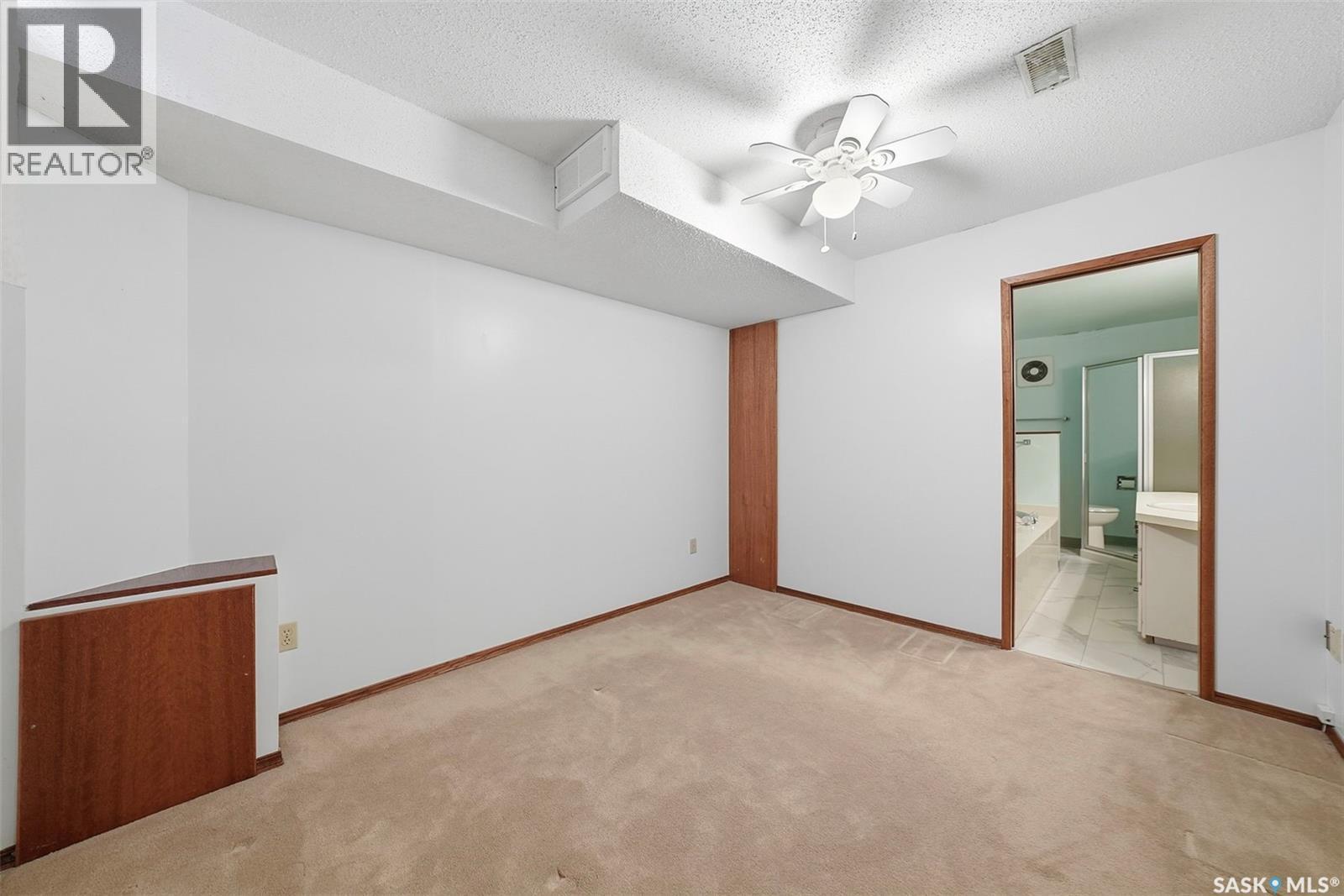 3 425 Pinehouse Drive, Saskatoon, SK - Indoor Photo Showing Other Room