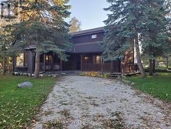 22 WOODCREST AVENUE Collingwood, ON L9Y 3Z1