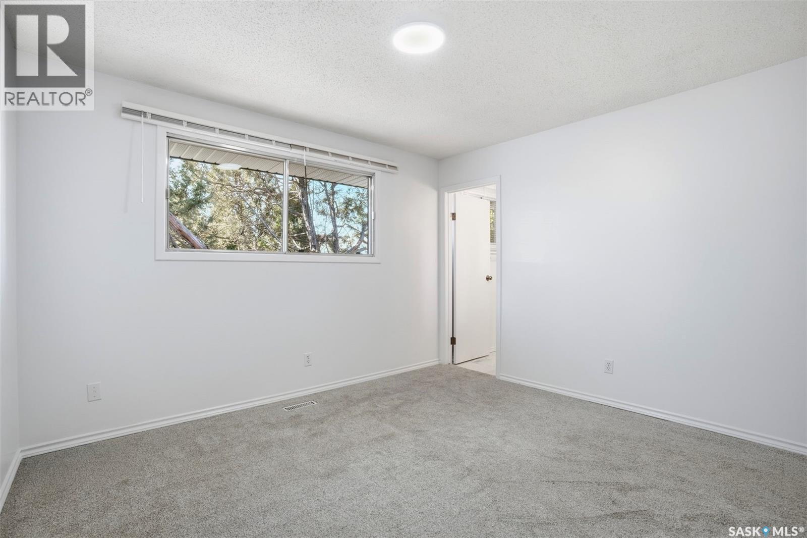 218 Anderson Crescent, Saskatoon, SK - Indoor Photo Showing Other Room