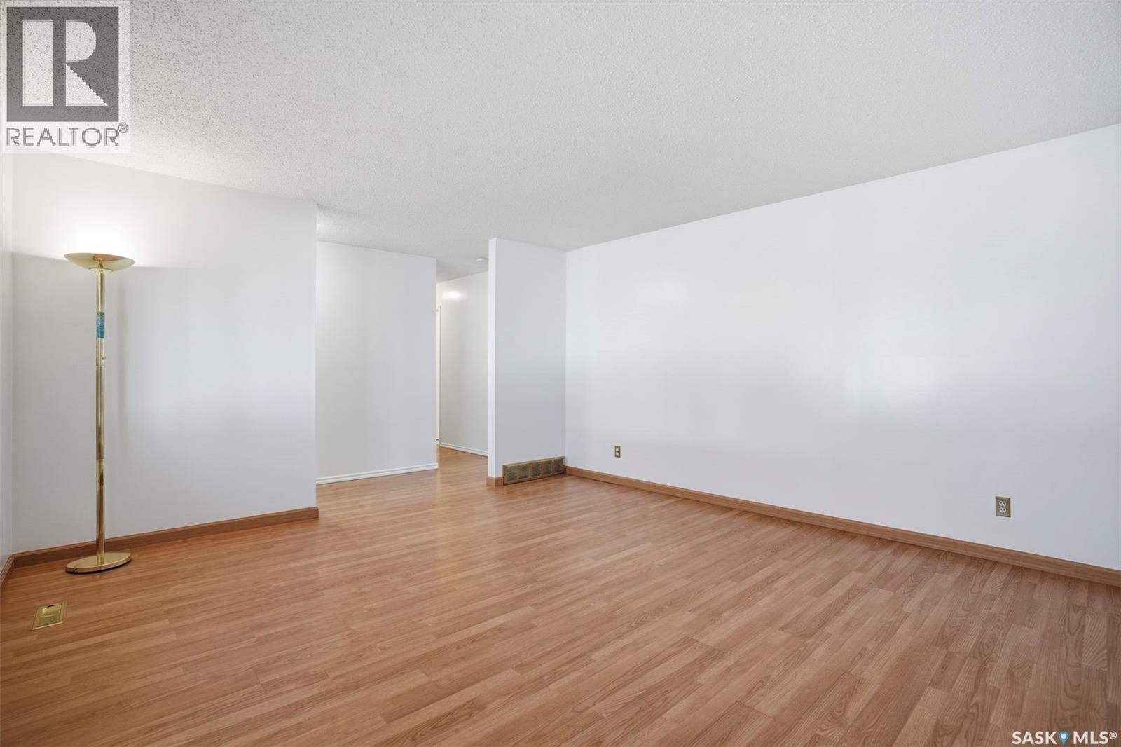 218 Anderson Crescent, Saskatoon, SK - Indoor Photo Showing Other Room