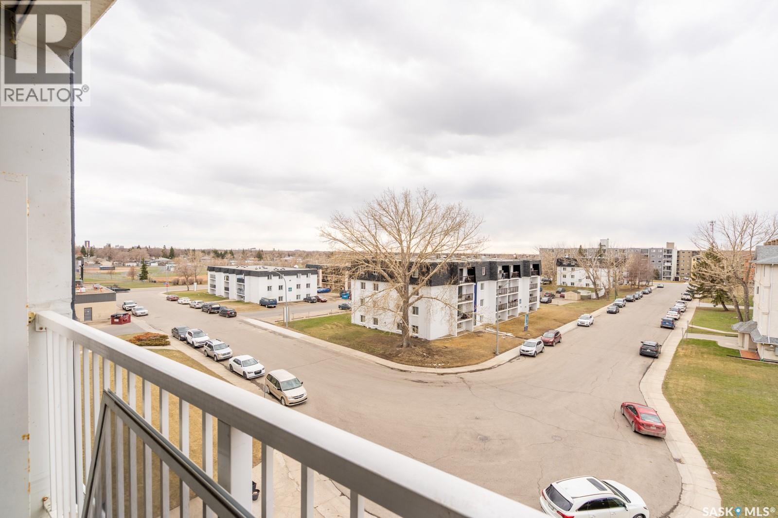 504 20 Kleisinger Crescent, Regina, SK - Outdoor With Balcony With View