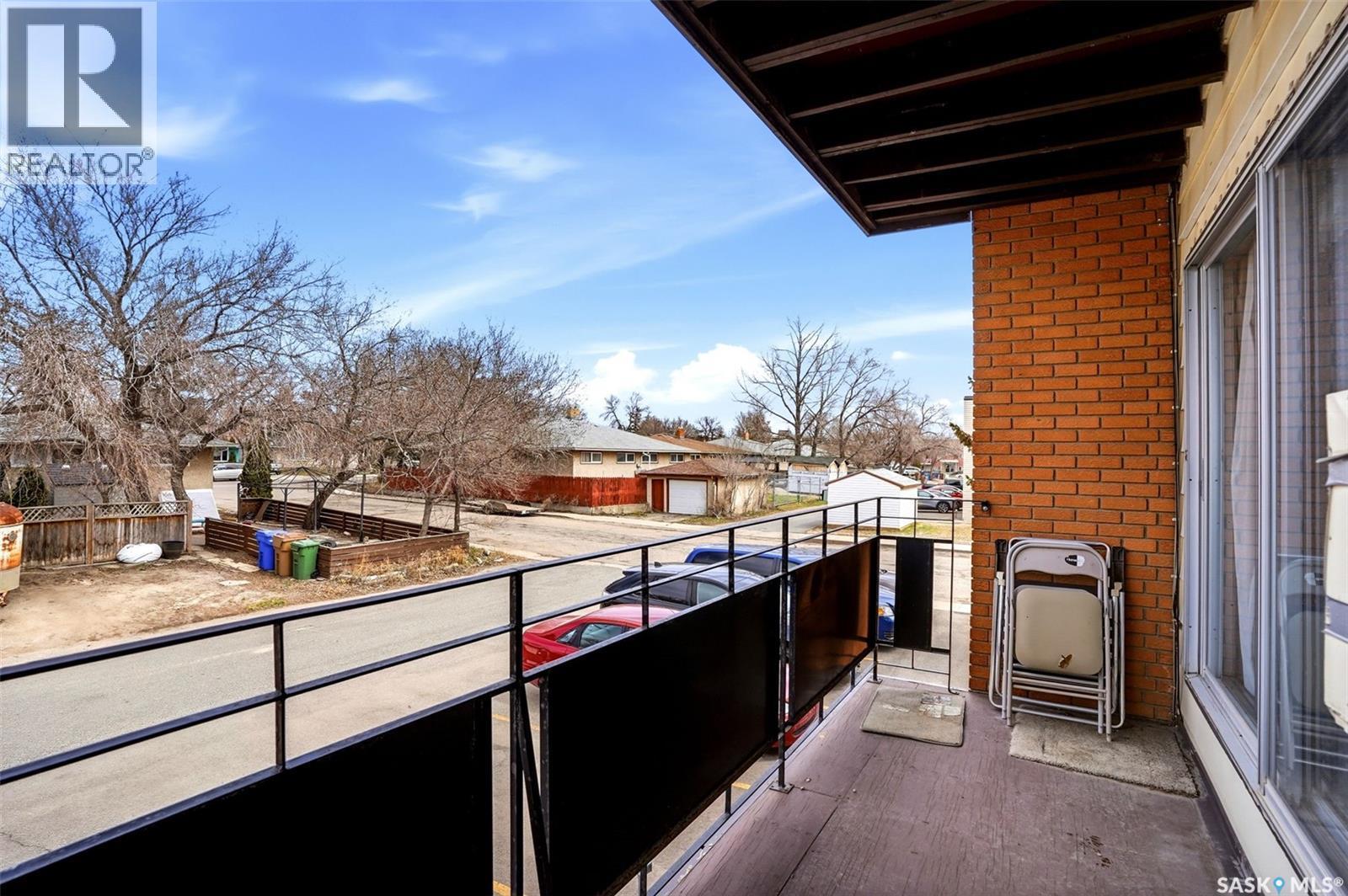 9 26 Shaw Street, Regina, SK - Outdoor With Exterior