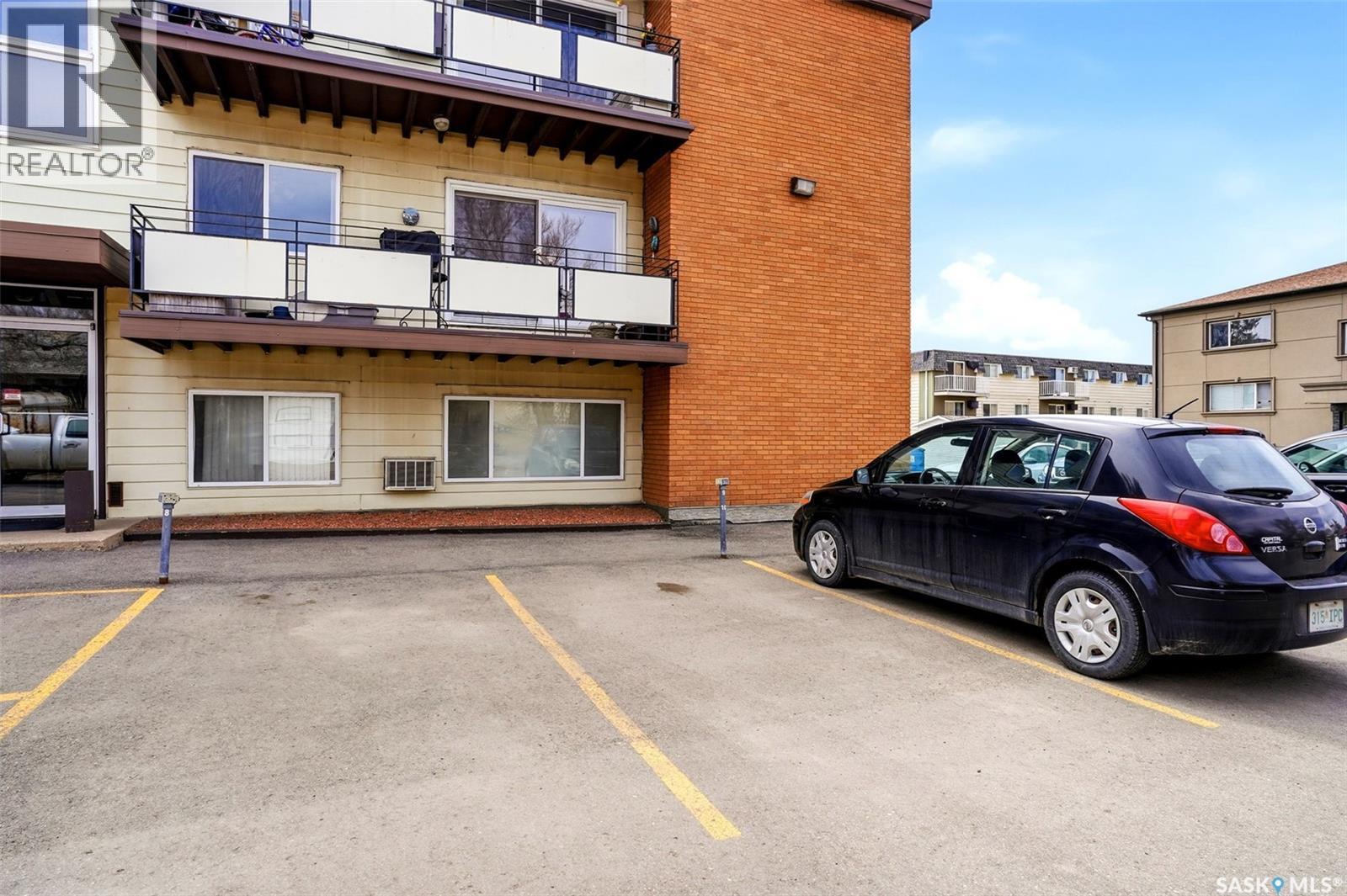9 26 Shaw Street, Regina, SK - Outdoor With Balcony
