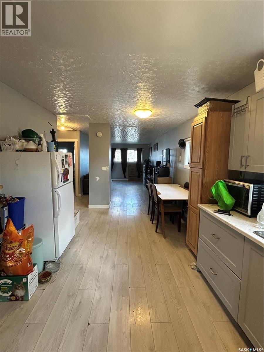 922 Garnet Street, Regina, SK - Indoor