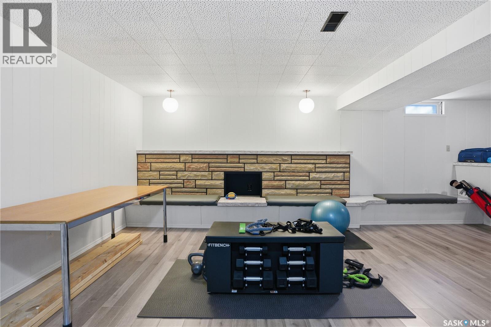 28 Oliver Crescent, Saskatoon, SK - Indoor