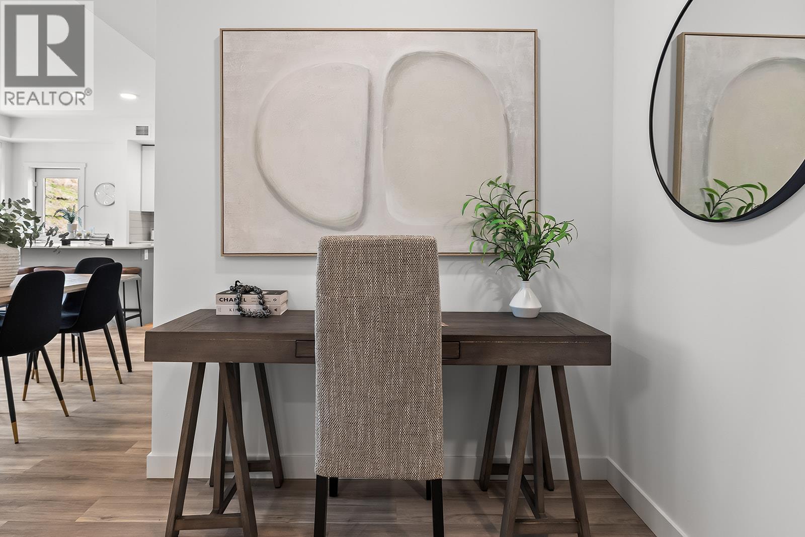 Foyer with Nook. Photos may be of a similar home in the community. - 1057 Frost Road Unit# 418, Kelowna, BC - Indoor