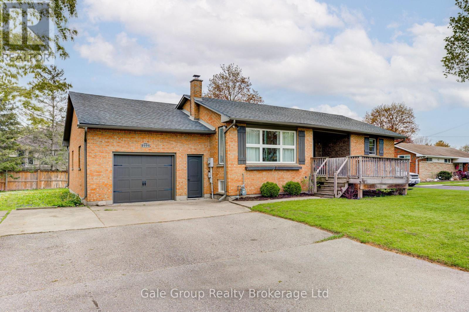 222 Caverly Road S, Aylmer, ON - Outdoor