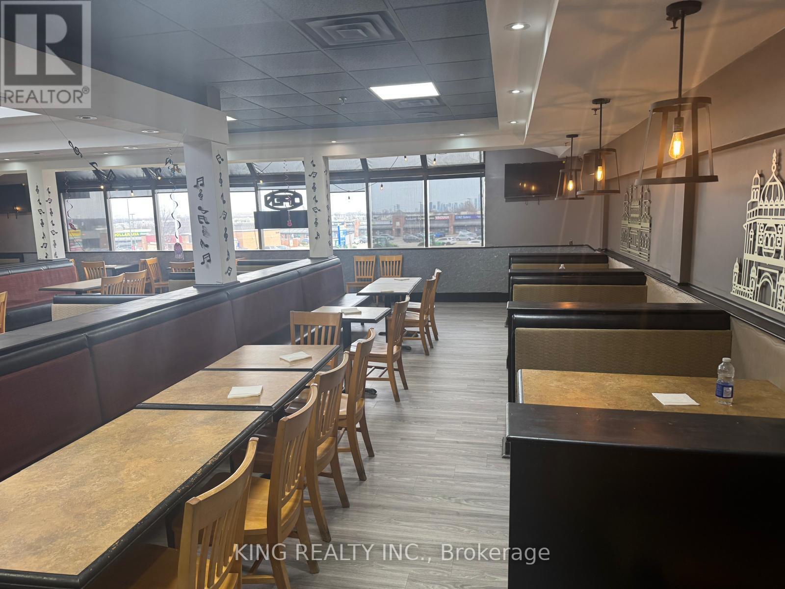 6430 Erin Mills Parkway, Mississauga, ON