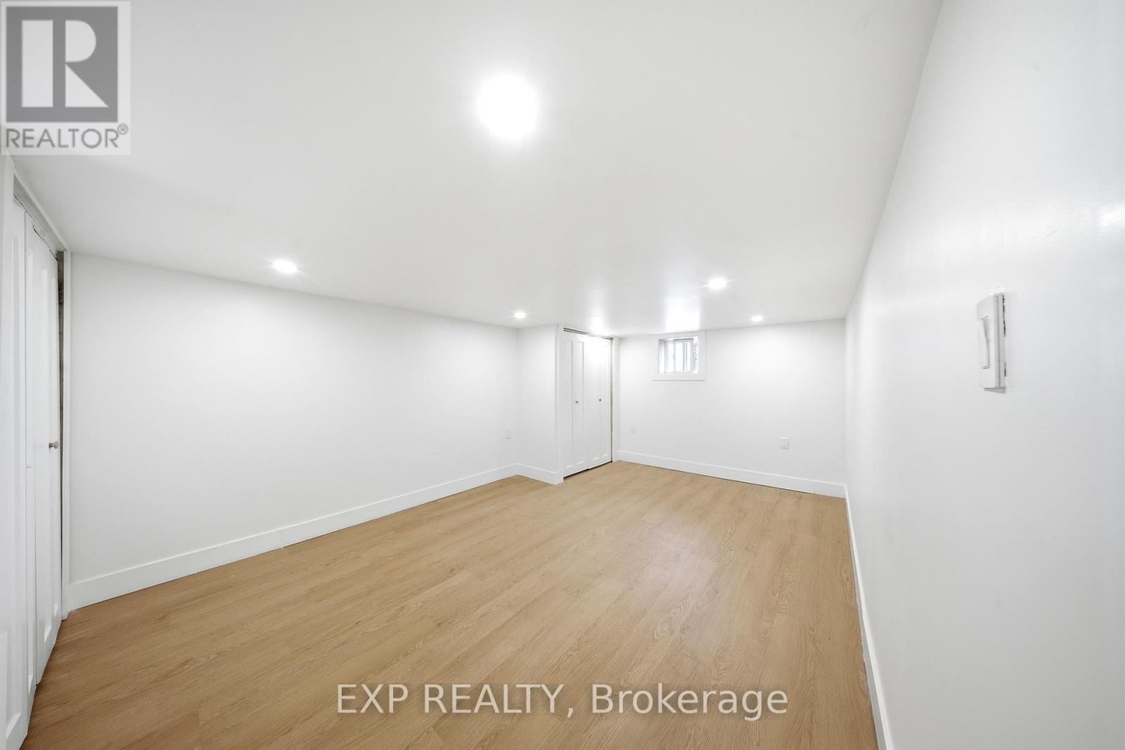 200 Madison Avenue S, Kitchener, ON - Indoor Photo Showing Other Room
