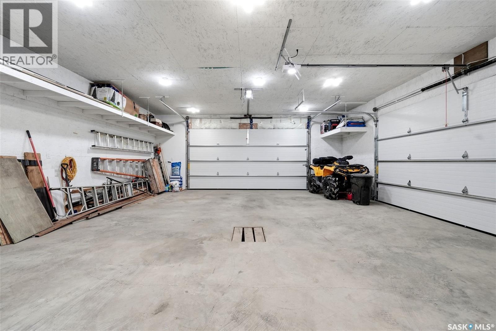 221 Alfred Crescent, Saskatchewan Beach, SK - Indoor Photo Showing Garage