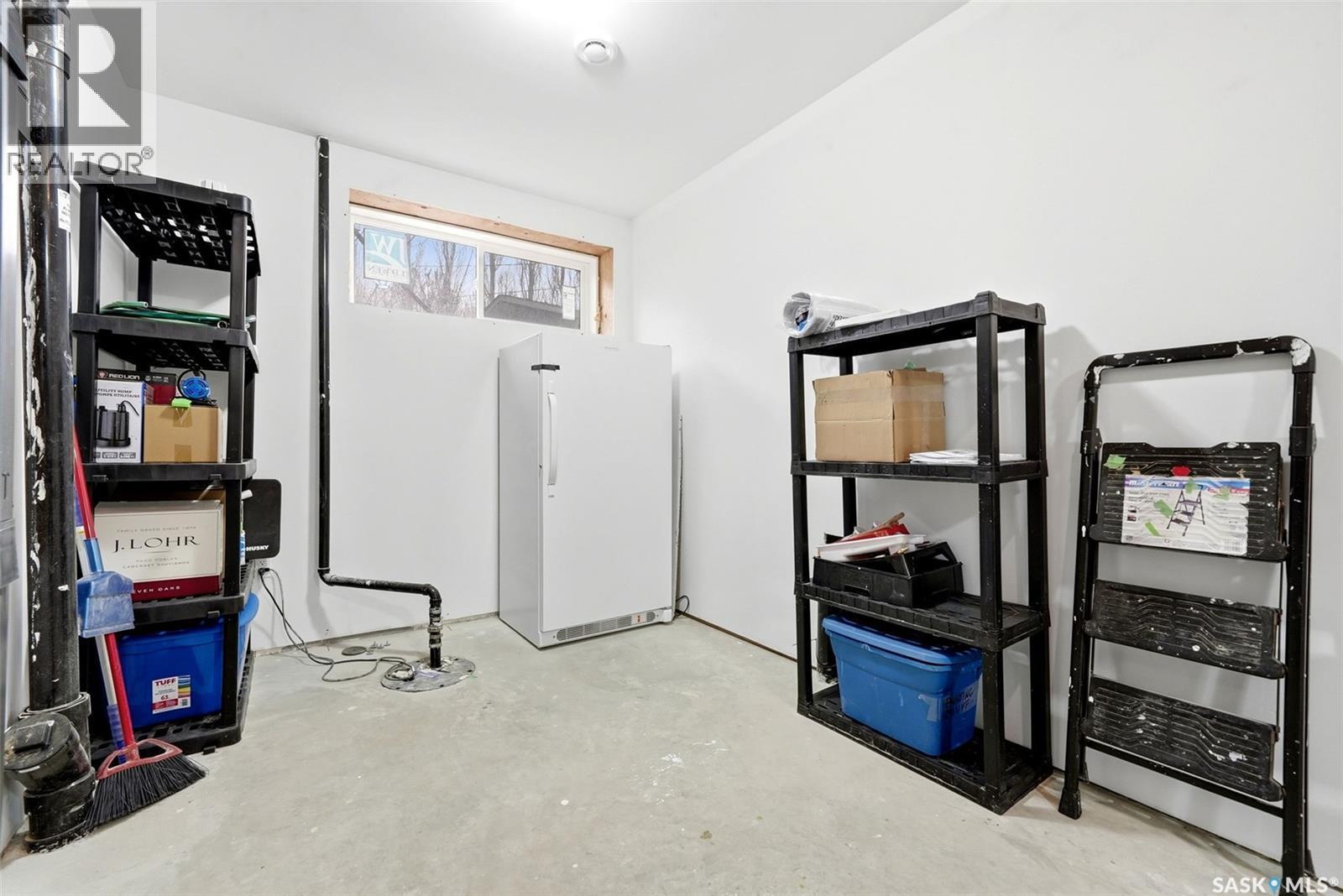 221 Alfred Crescent, Saskatchewan Beach, SK - Indoor