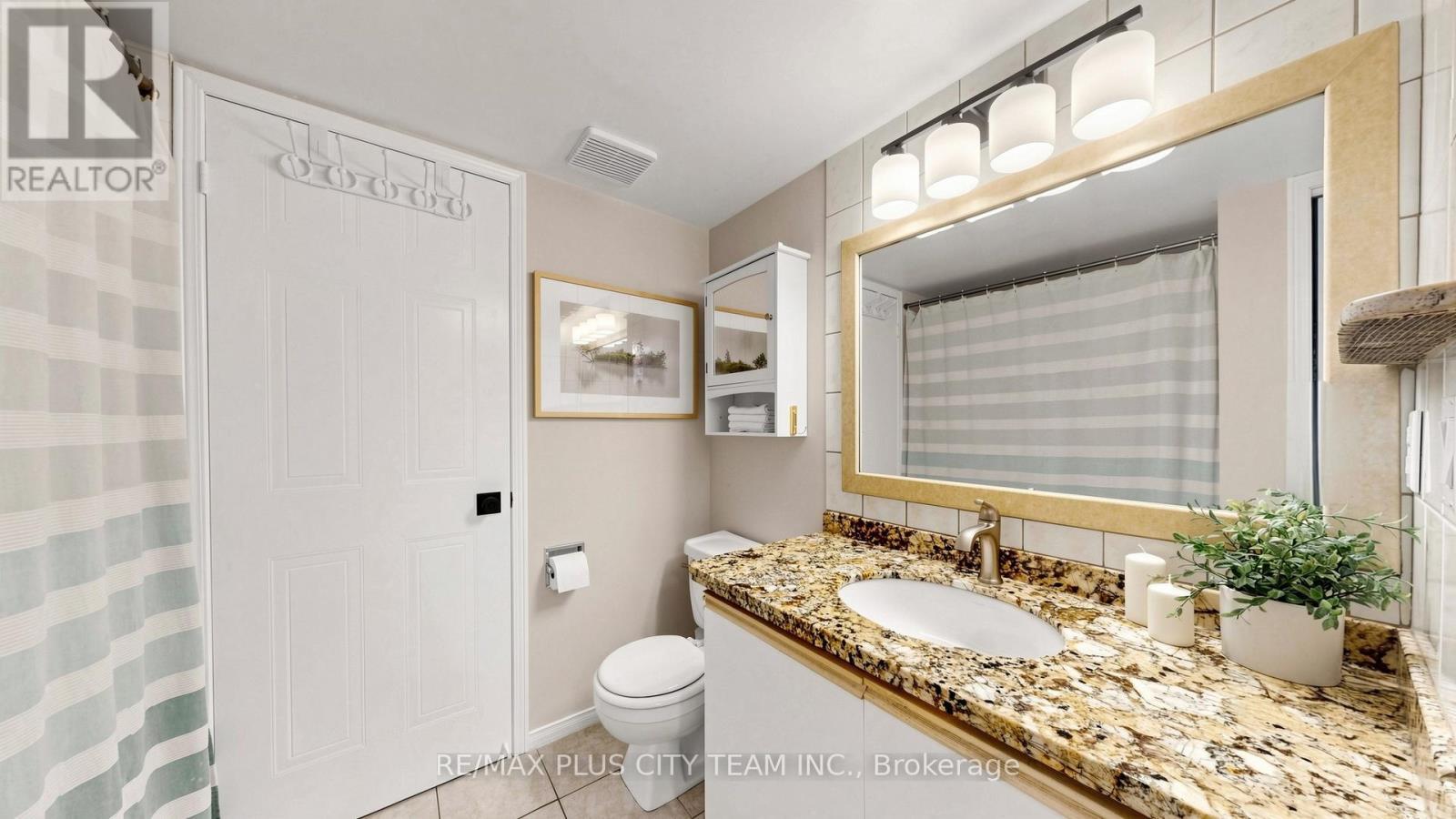 111 - 55 Bristol Road E, Mississauga, ON - Indoor Photo Showing Bathroom