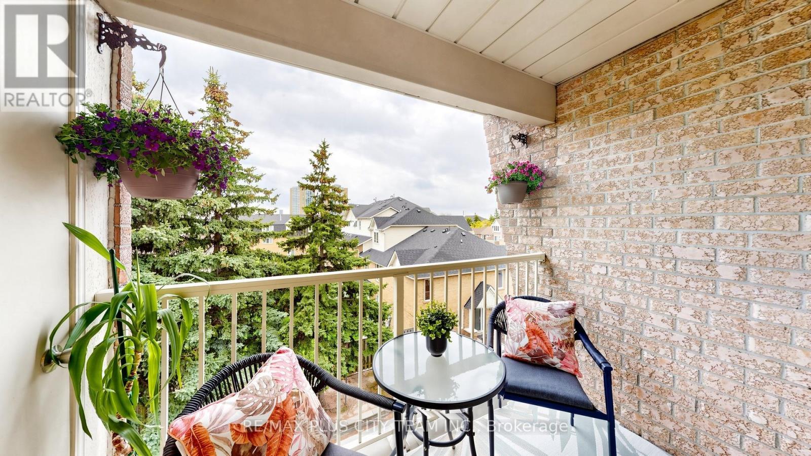 111 - 55 Bristol Road E, Mississauga, ON - Outdoor With Exterior