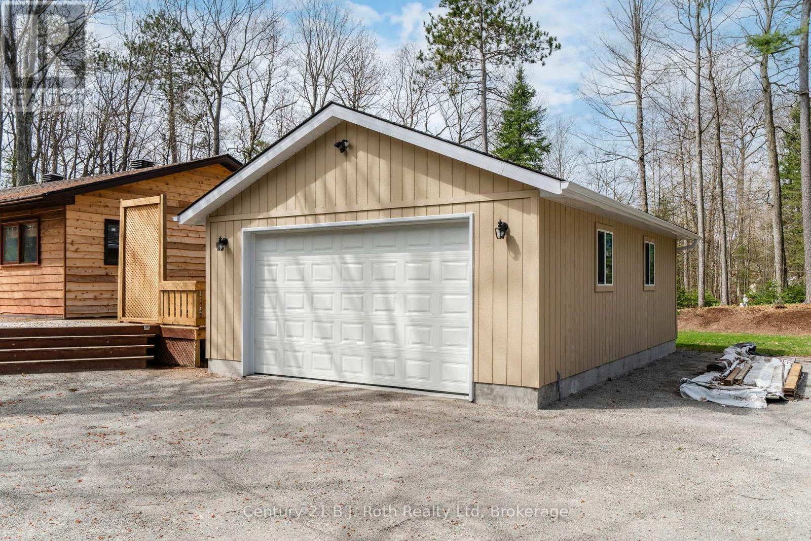 3 Celestine Court, Tiny, ON - Outdoor With Exterior