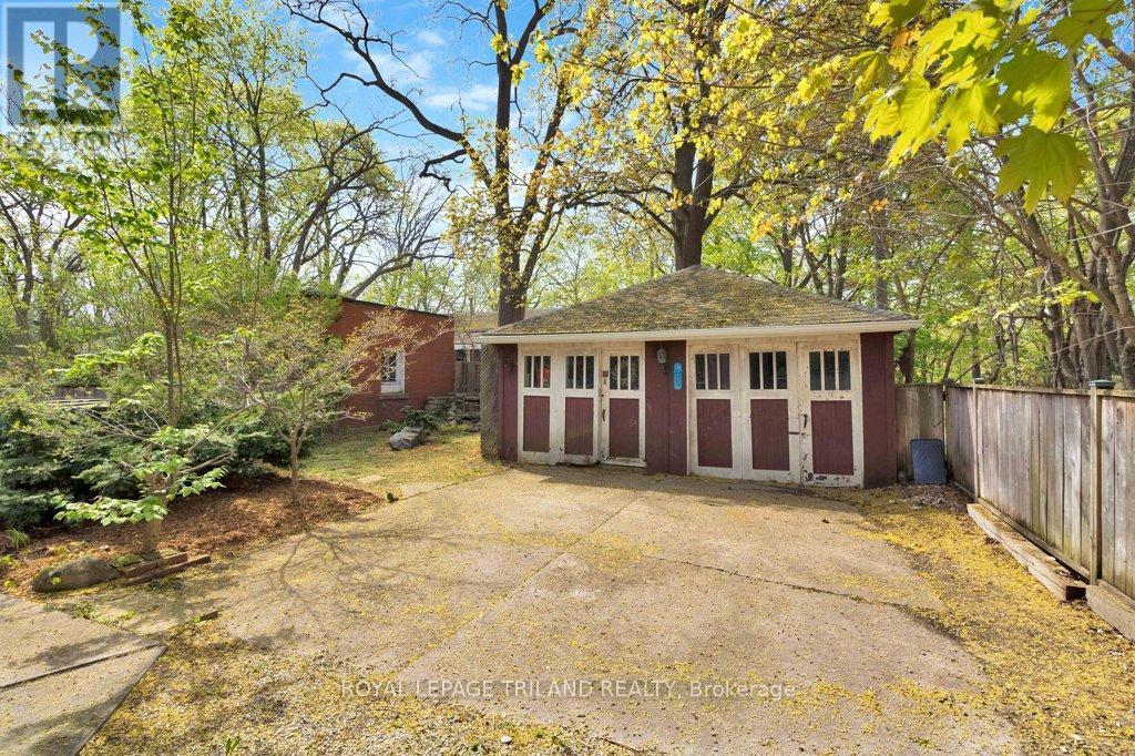 46 Rosebery Place, St. Thomas, ON - Outdoor