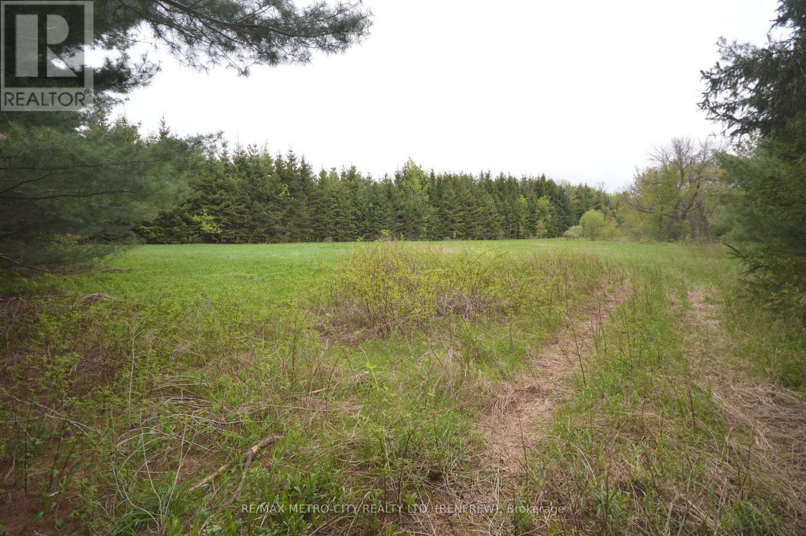 00 River Road, Horton, ON