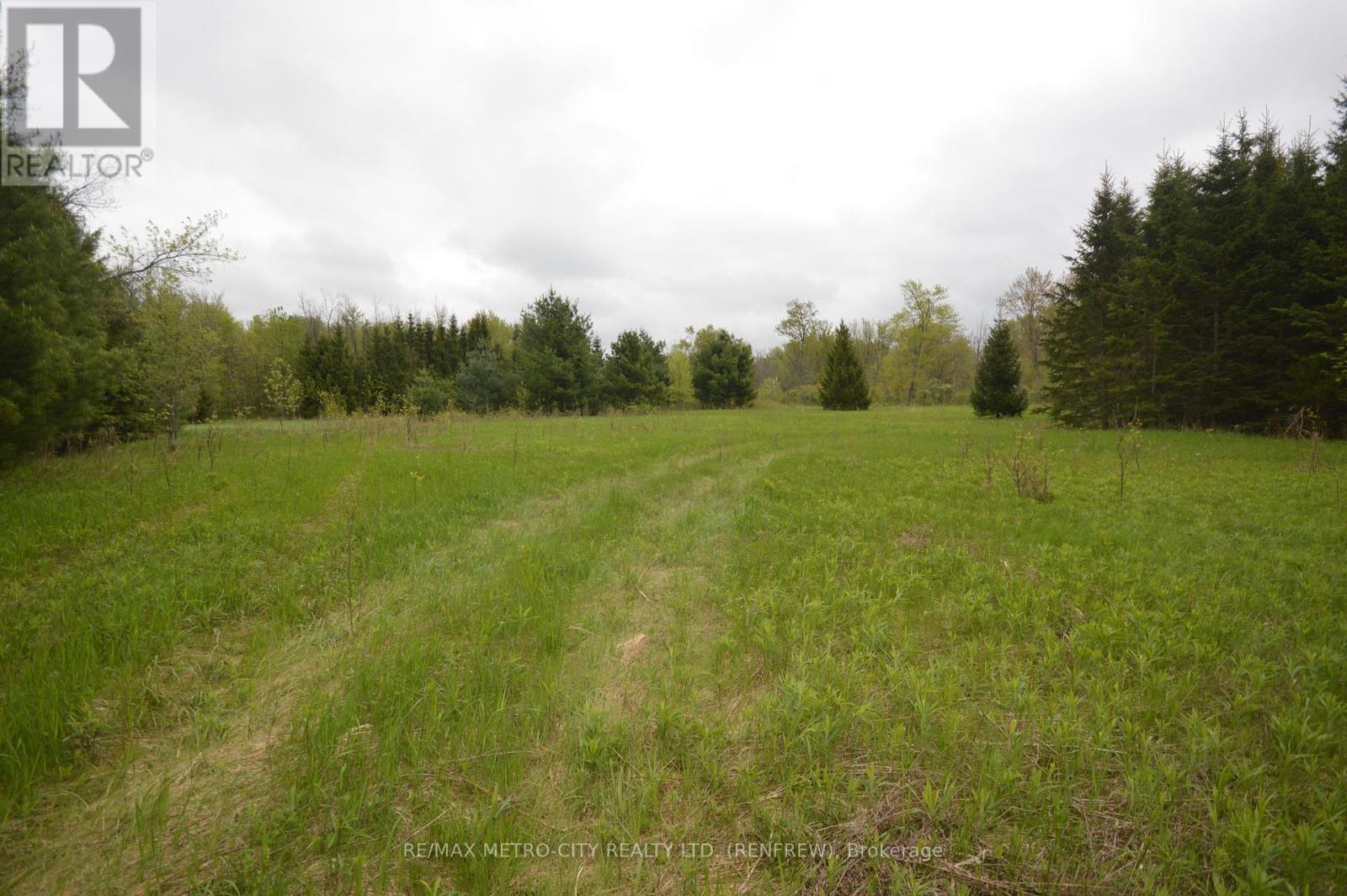 00 River Road, Horton, ON