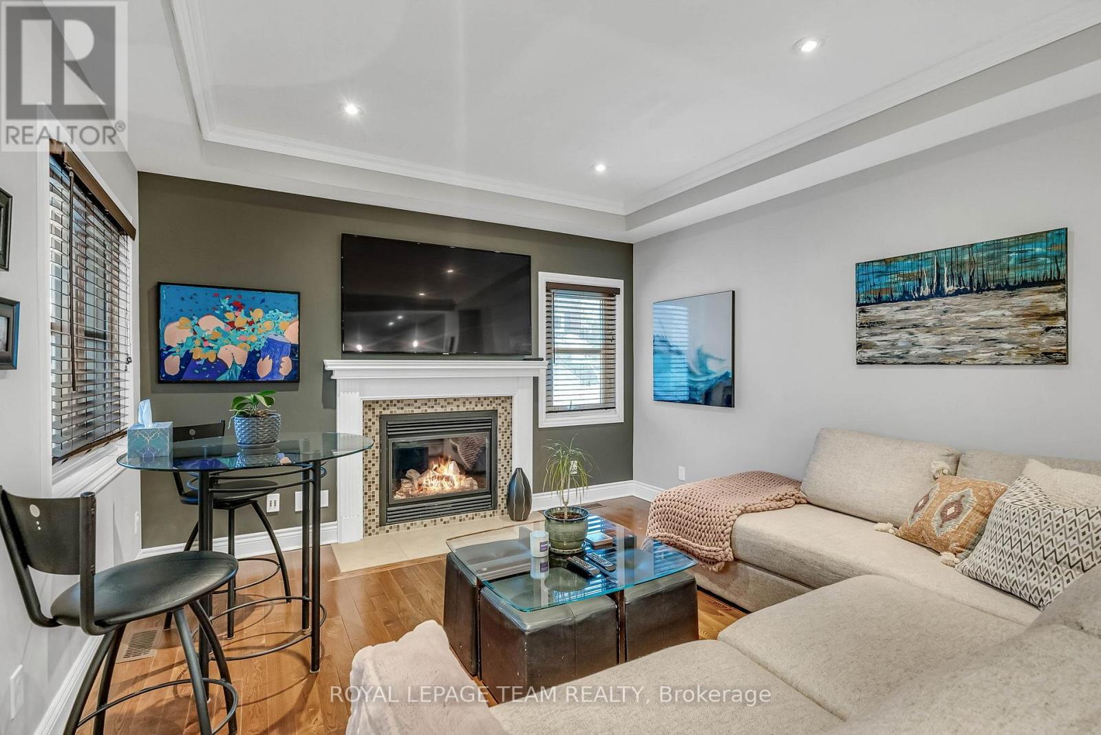 1 Old Sunset Boulevard, Ottawa, ON - Indoor Photo Showing Living Room With Fireplace