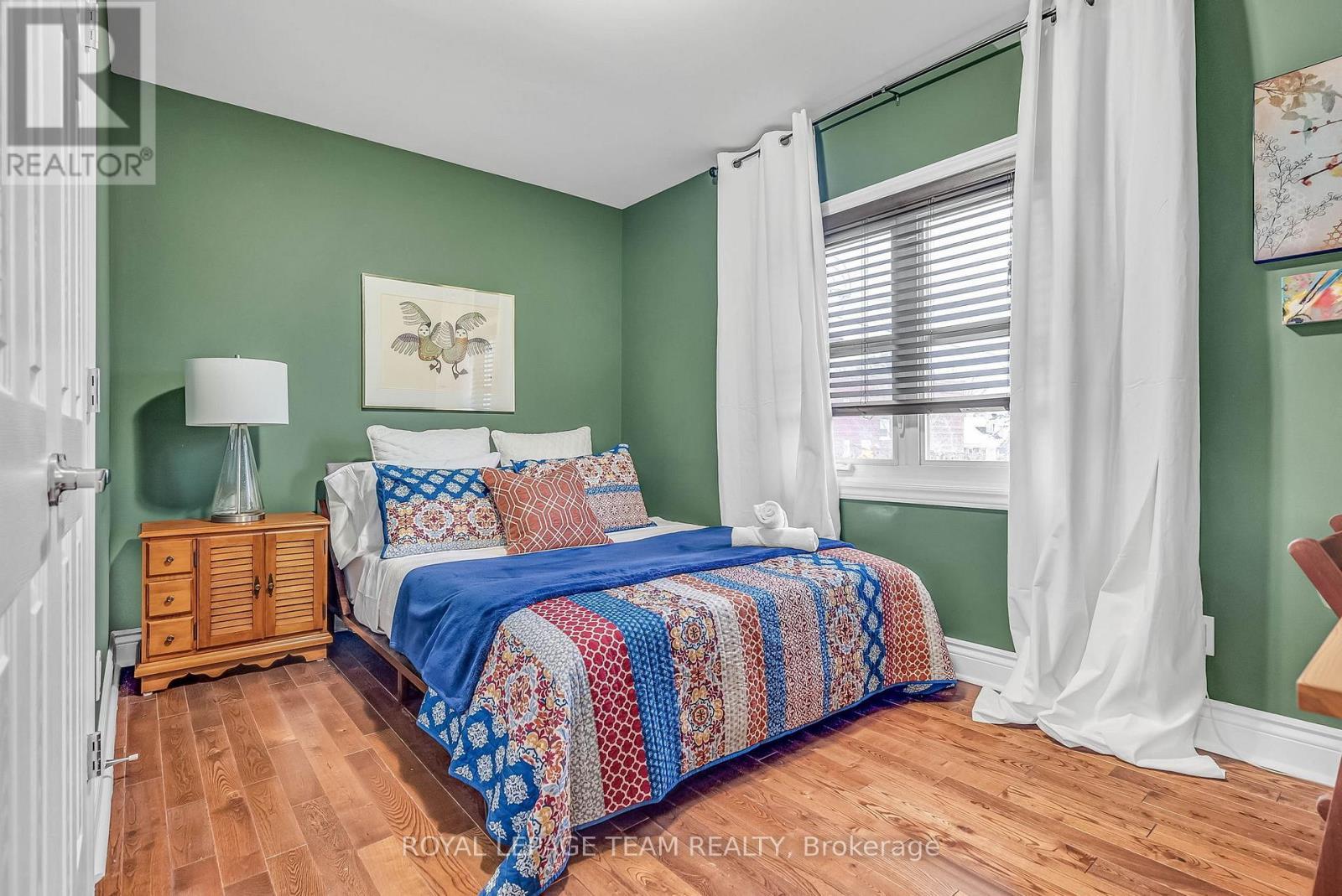 1 Old Sunset Boulevard, Ottawa, ON - Indoor Photo Showing Bedroom