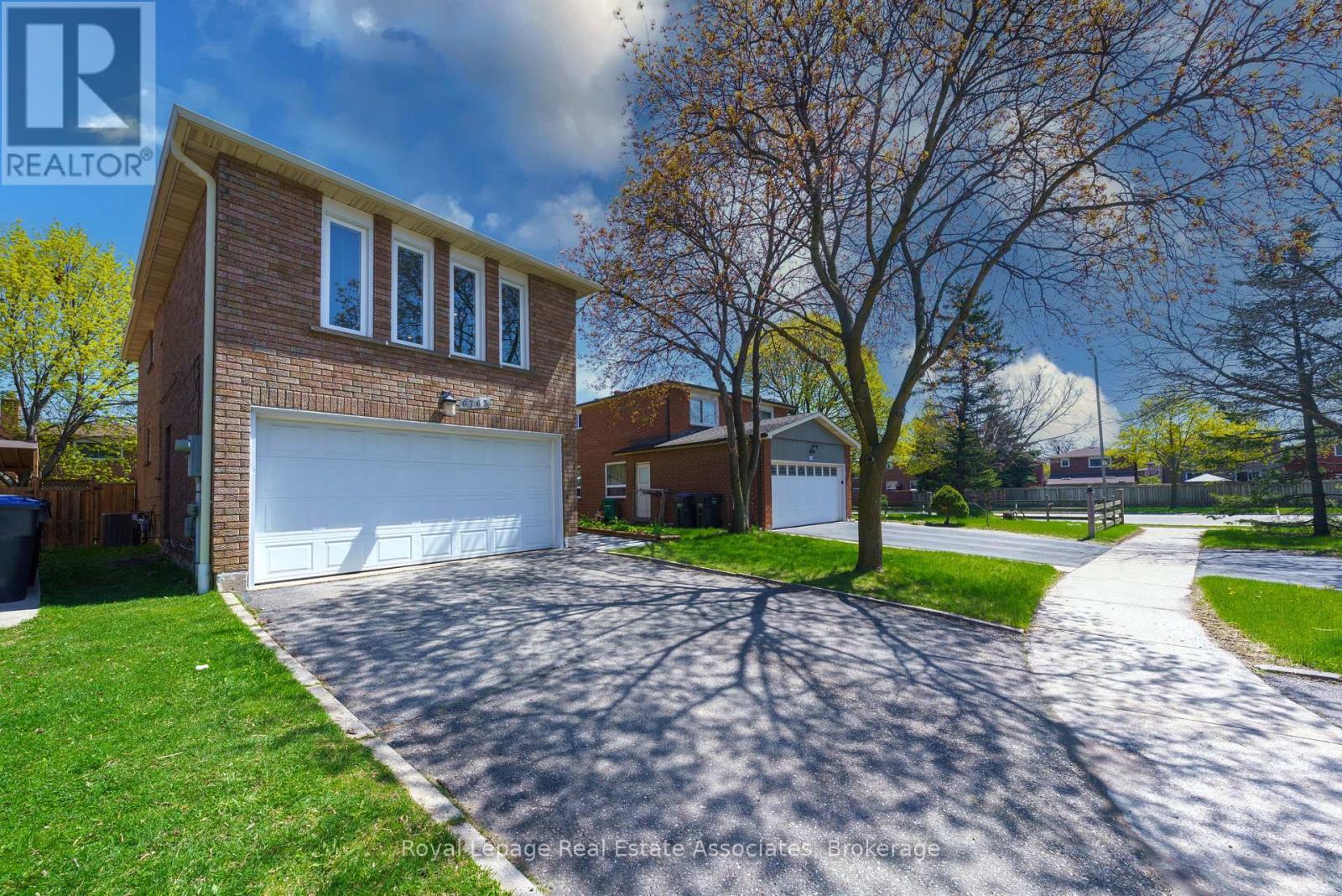6763 Dolmage Court, Mississauga, ON - Outdoor