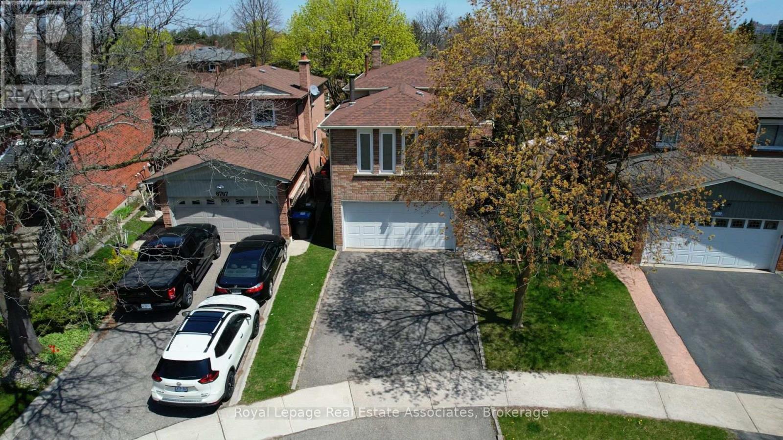6763 Dolmage Court, Mississauga, ON - Outdoor